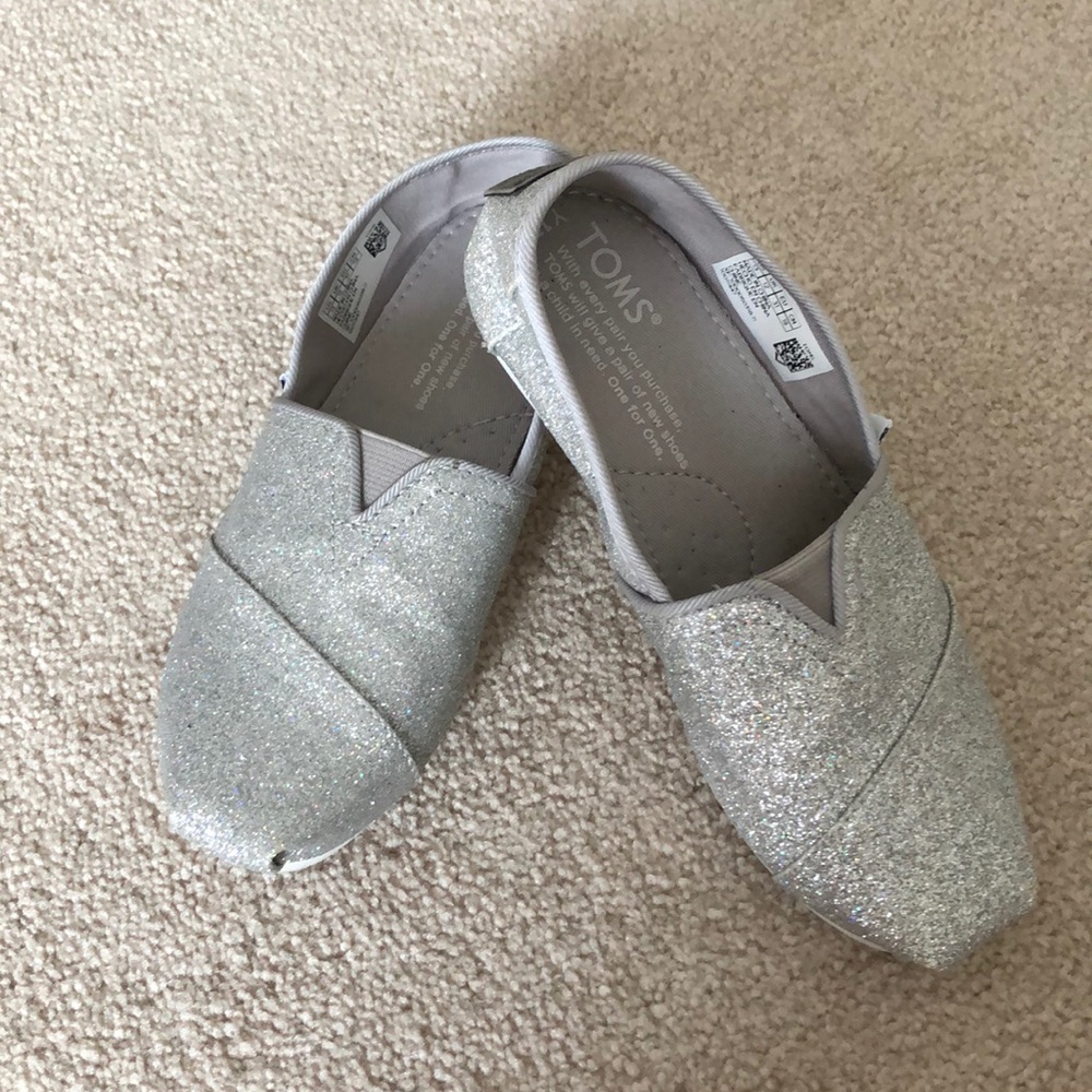 ✨Sparkly TOMS